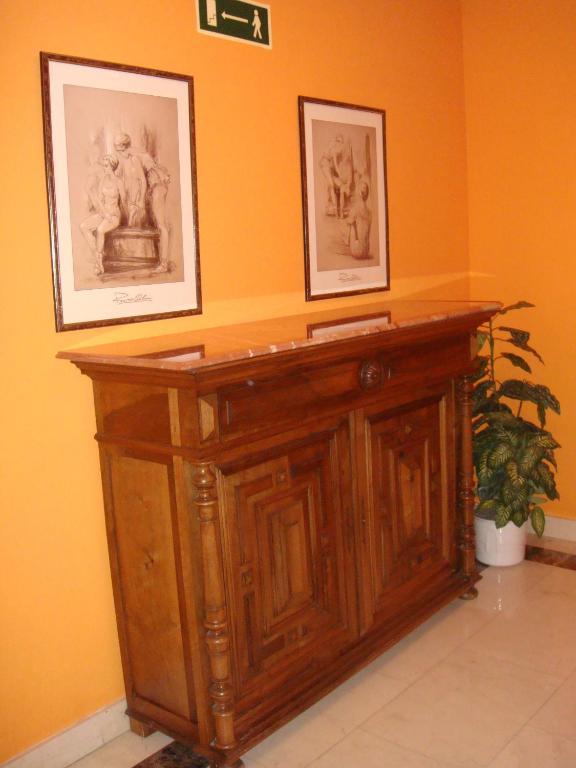 Hostal Serpol Palencia Bagian luar foto