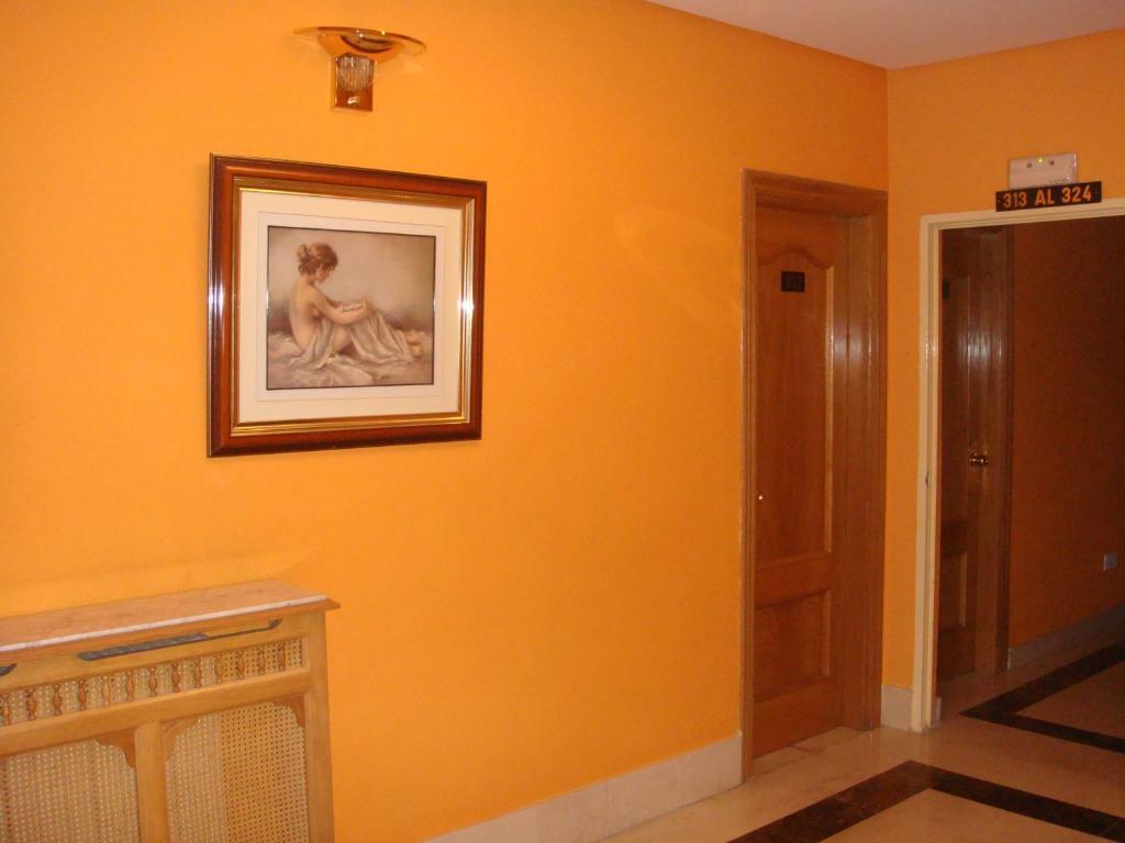 Hostal Serpol Palencia Bagian luar foto